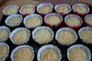 Briose din albusuri cu dulce de leche