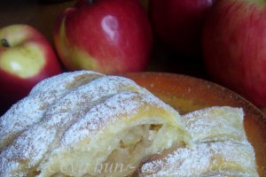 Strudel cu mere