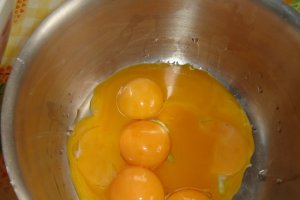Prajitura cu piscoturi si nuca de cocos