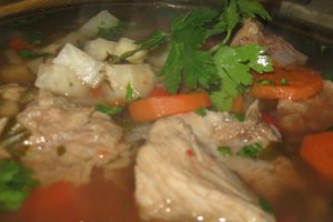 Ciorba cu carne de porc