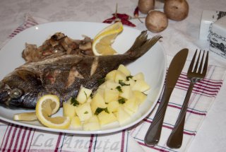 Dorada cu ciuperci