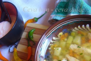 Ciorba taraneasca de pui