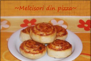 Melcisori din pizza