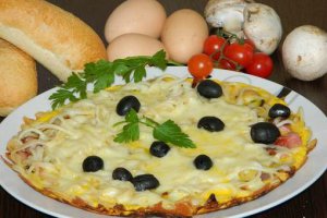 Omleta cu spaghete