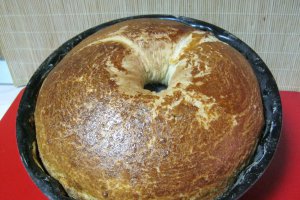 Paine cu cascaval si ierburi aromate