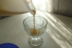 Sarlota de vanilie cu fructe de padure