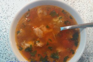 Ciorba de ciolan de porc