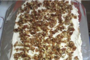 Prajitura cu nuca caramelizata