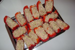 Ardei cu salata de sunca