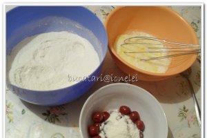 Muffins cu visine