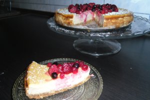 Chesecake american cu fructe de padure
