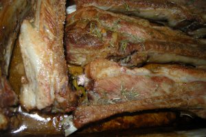 Coaste de porc cu rozmarin