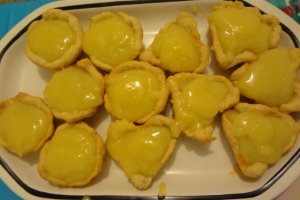 Minitarte cu caise si budinca de vanilie - de post