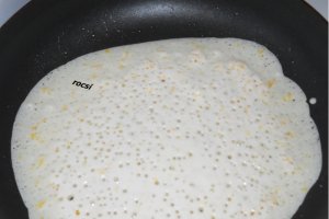 Clatite umplute cu portocale in sos (de post)