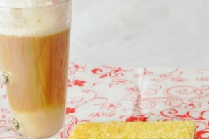 Prajitura cu ciocolata si blat de orez