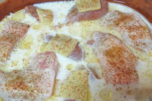 Pulpe cu cascaval coapte in lapte si cu sos de ciuperci
