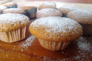 Muffins cu nuca, cappuccino si scortisoara