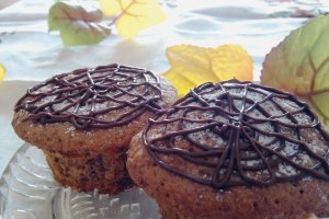 Muffins cu nuca, cappuccino si scortisoara