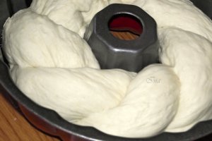 Paine impletita, cu mac