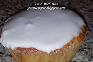 Banana Fairy Cakes