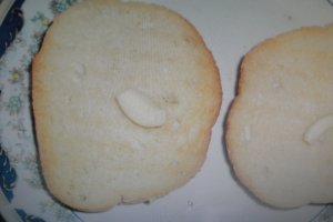Bruschette cu carnati