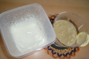 Crema de banane cu lamaie si sos de ciocolata (Crema de platano con limon y toke de chocolate)