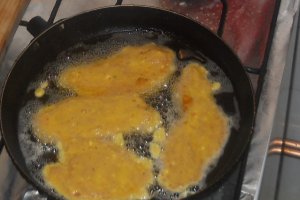 Snitele pin piept de pui cu legume mexicane
