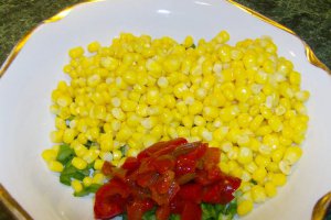 Salata de ton cu porumb