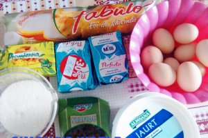Placinta cu branza dulce si iaurt