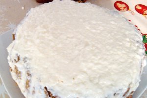 Tort cu crema de smantana