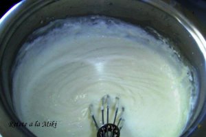 Ardei la cuptor cu sos de branza