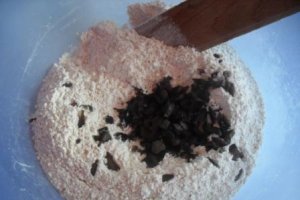 Chifle cu măsline negre