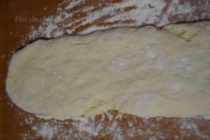 Pampushki  (Plăcinte lipoveneşti cu brânză)