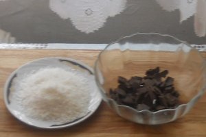 Briose cu nuca de cocos si ciocolata