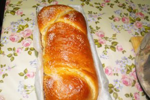 Cozonac cu nuca si rahat