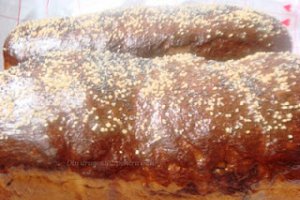 Cozonac cu nucă şi cacao
