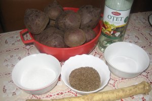 Salata de sfecla rosie cu hrean