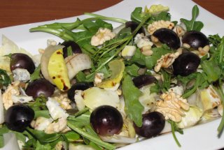 Salata cu andive si gorgonzola