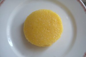Aperitiv cu mamaliga