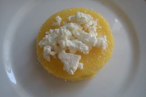 Aperitiv cu mamaliga