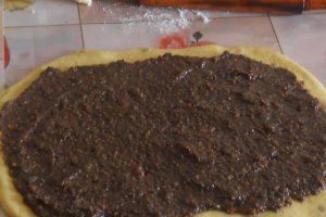 Cozonac cu nuca