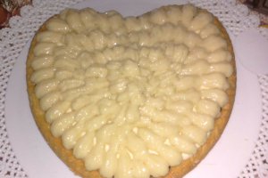 Tarta cu dulceata de capsuni