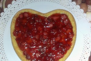 Tarta cu dulceata de capsuni