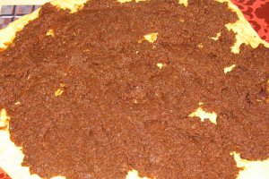 Cozonac cu nuca si cacao
