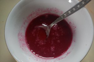 Tort cu ciocolata, alune si visine