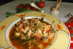 Tocanita de ciuperci cu piept de pui
