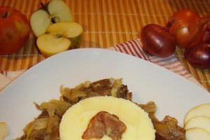 Ficat cu mere la cuptor