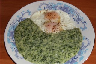 Spanac cu ochiuri