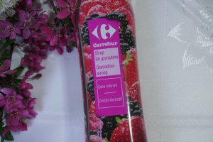 Îngheţată cu portocale şi sirop de grenadine