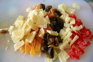 Placinta cu fructe uscate